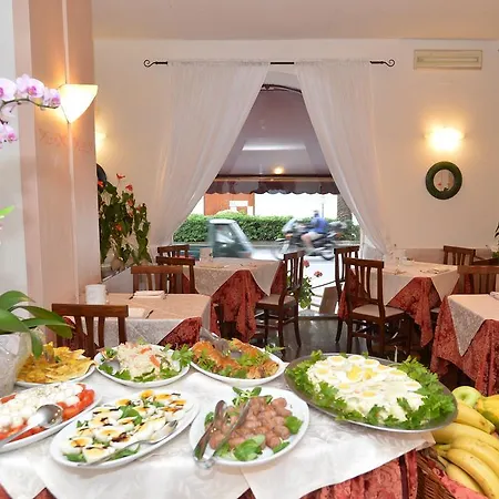 酒店 Lido Palace 4*