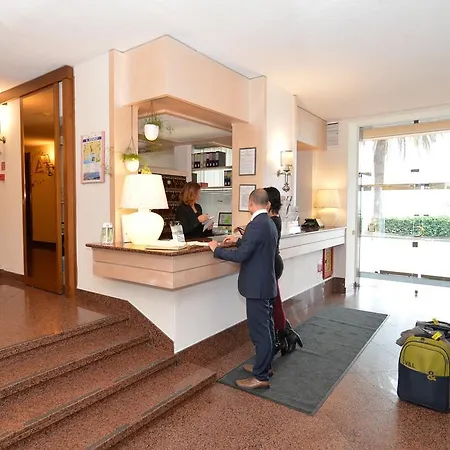 Lido Palace 圣玛格利特迪普拉