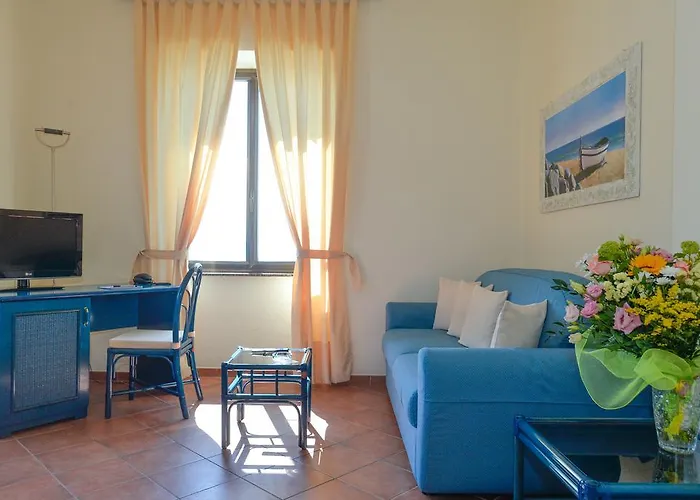 Отель Lido Palace Санта-Маргерита-ди-Пула