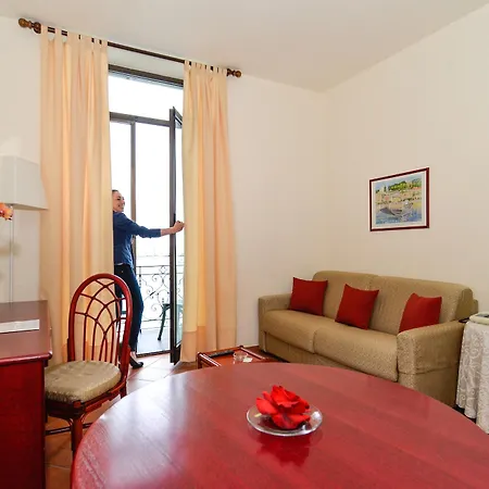 Отель Lido Palace 4*