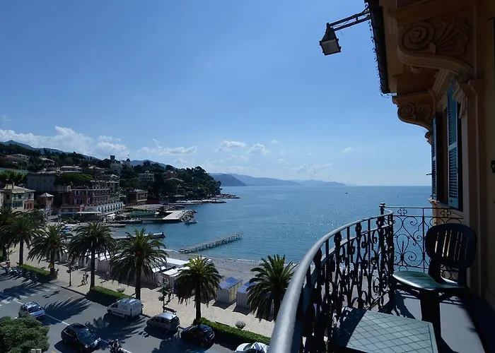 Lido Palace